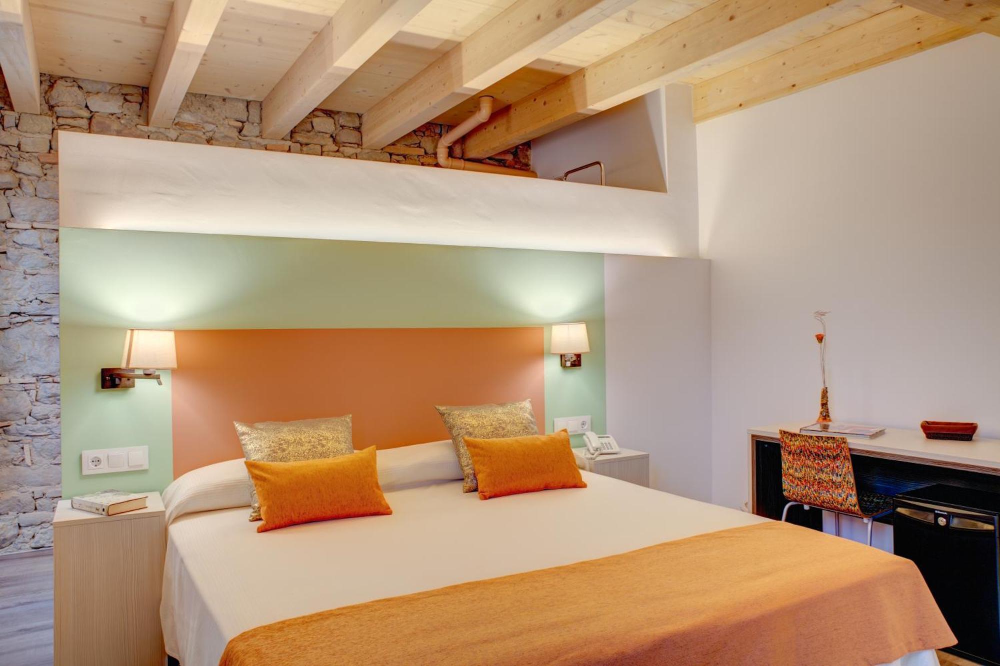 Hotel La Freixera Solsona Bagian luar foto