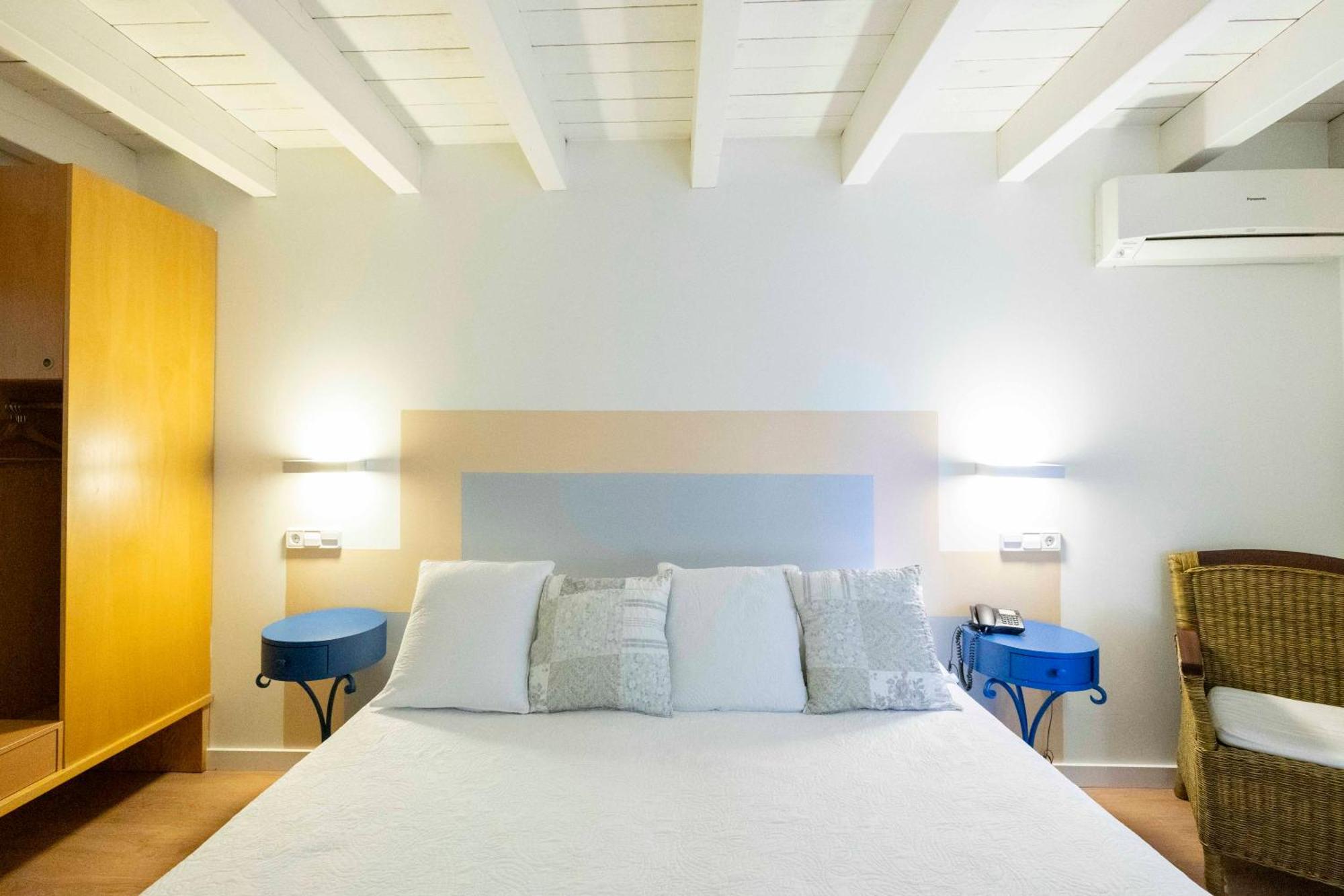 Hotel La Freixera Solsona Bagian luar foto