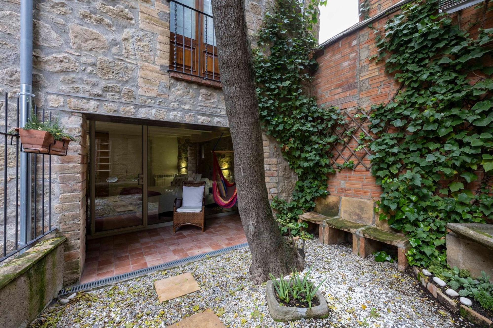 Hotel La Freixera Solsona Bagian luar foto
